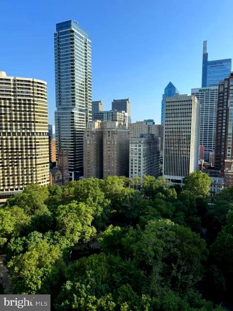 1810-18 RITTENHOUSE SQ #708 Property Photo 1