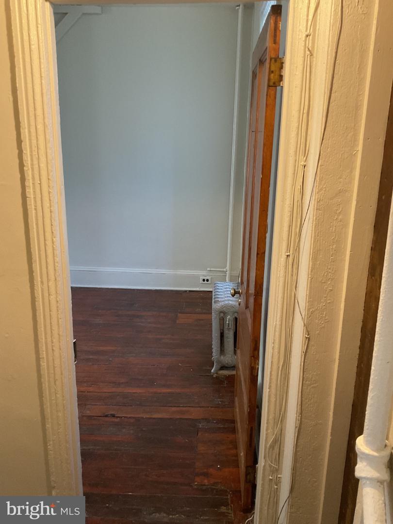 11 S 43 St Property Photo 11