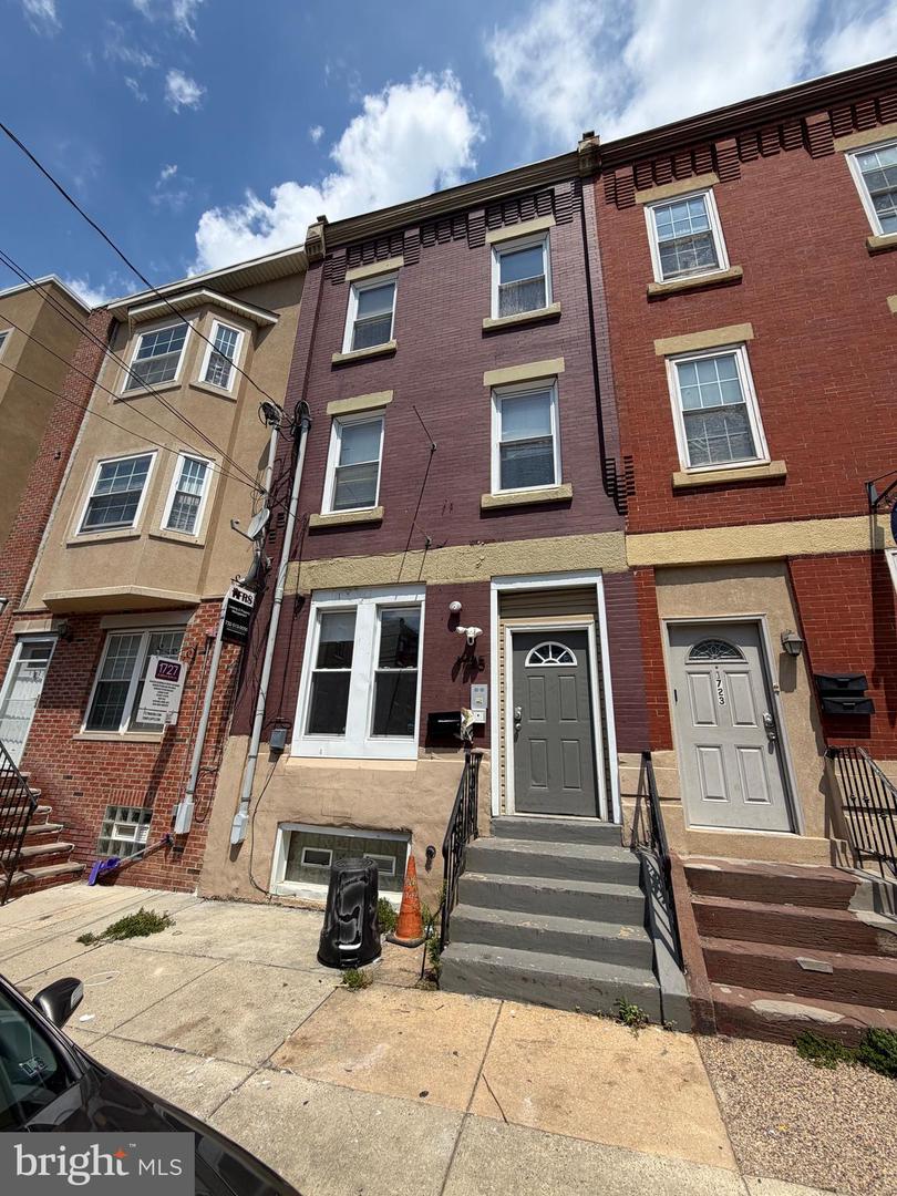 1725 W BERKS ST #B Property Photo 1