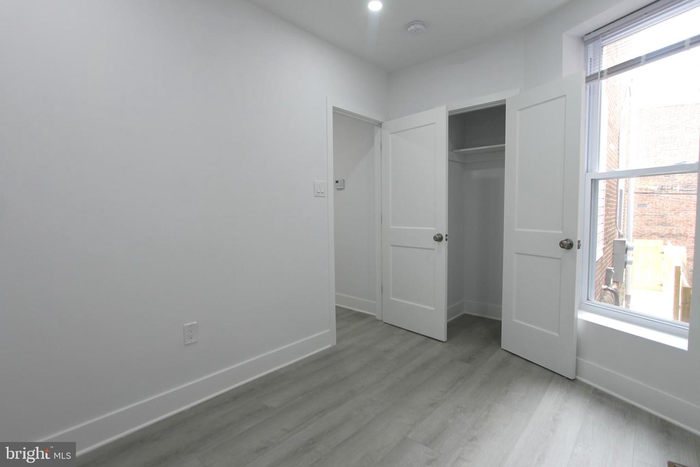 103 E Coulter St #1st Floor Property Photo 10