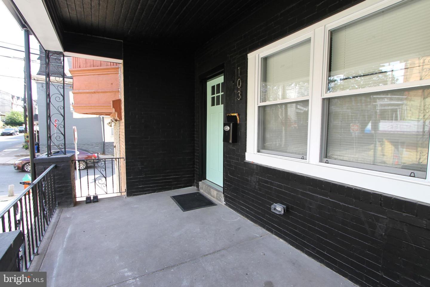 103 E Coulter St #1st Floor Property Photo 27