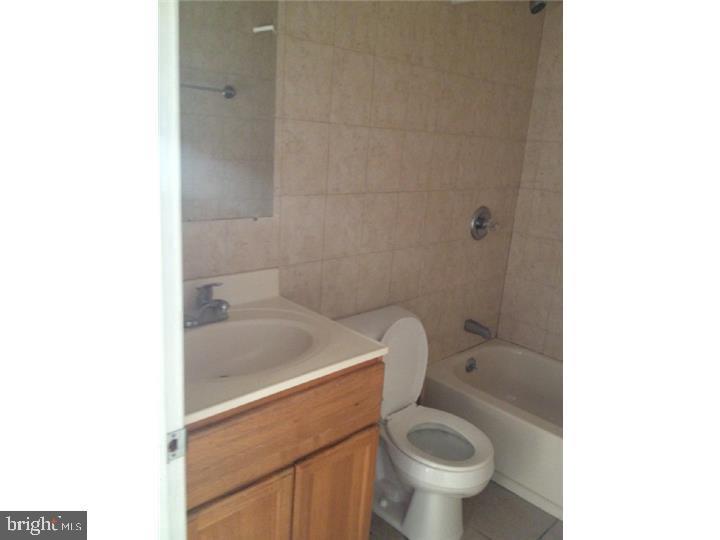 2127 S 8th St Property Photo 3