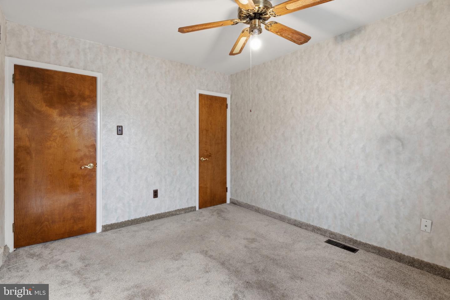 8027 Narvon St Property Photo 36