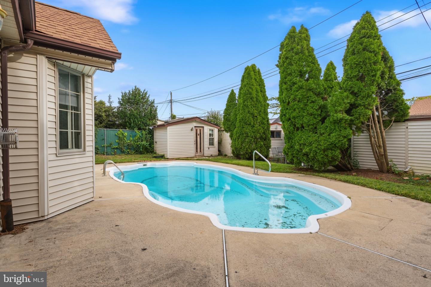 8027 Narvon St Property Photo 40
