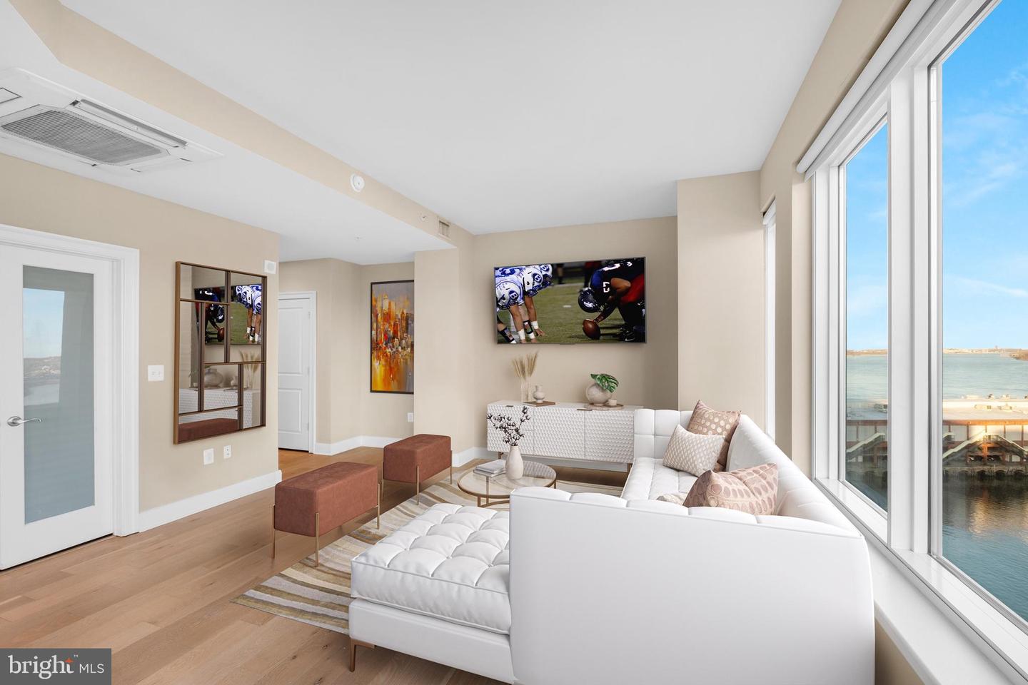 235 N Columbus Blvd #1019 Property Photo 2