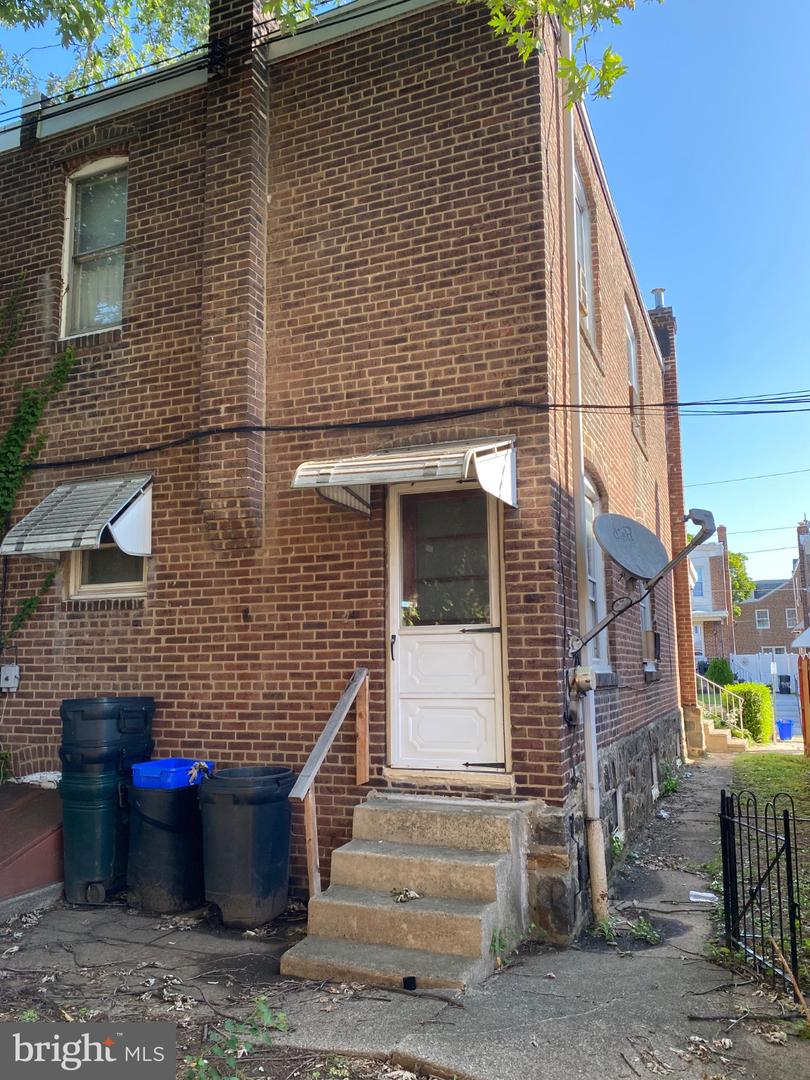 4426 Knorr St Property Photo 5