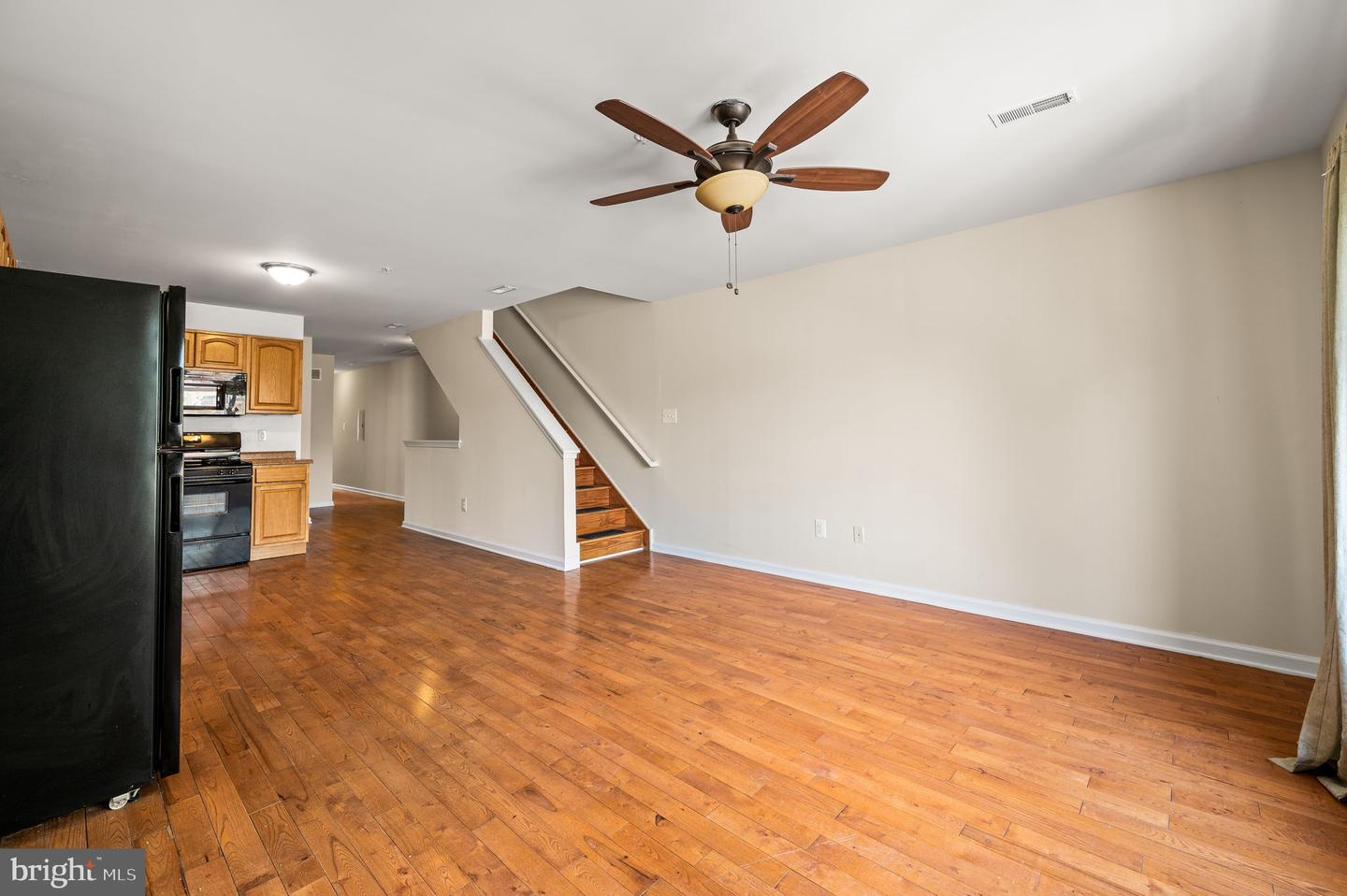 1216 S 45th St #b Property Photo 5