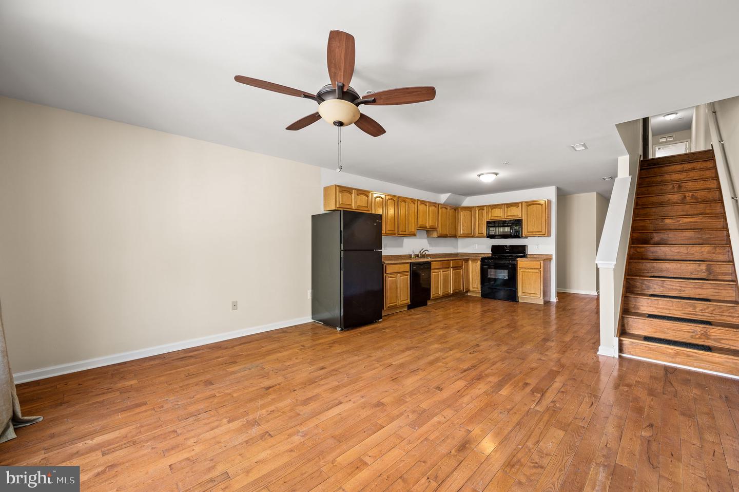1216 S 45th St #b Property Photo 6
