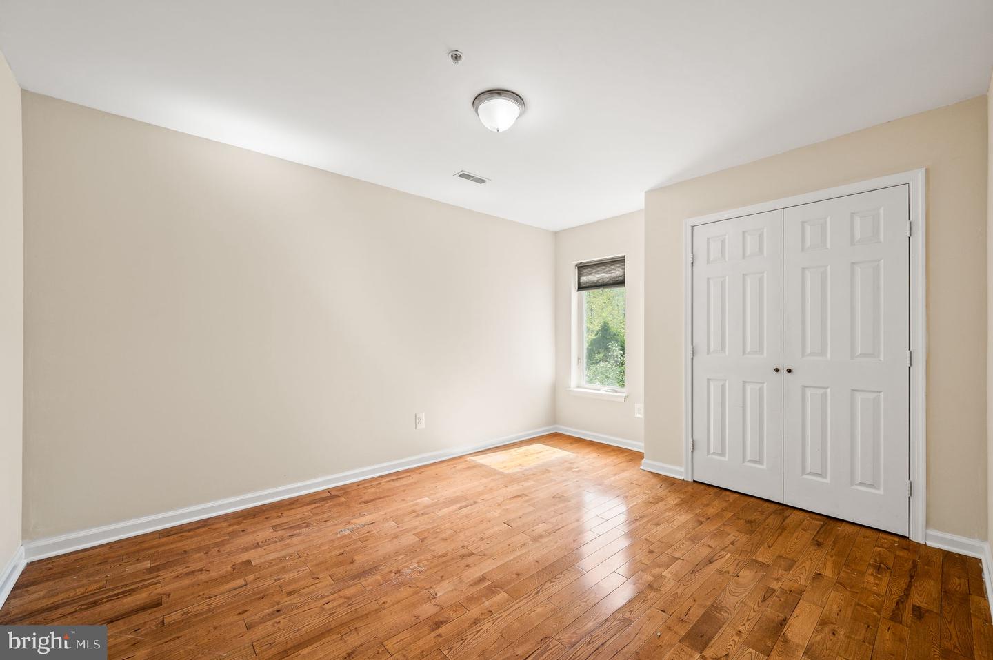 1216 S 45th St #b Property Photo 8