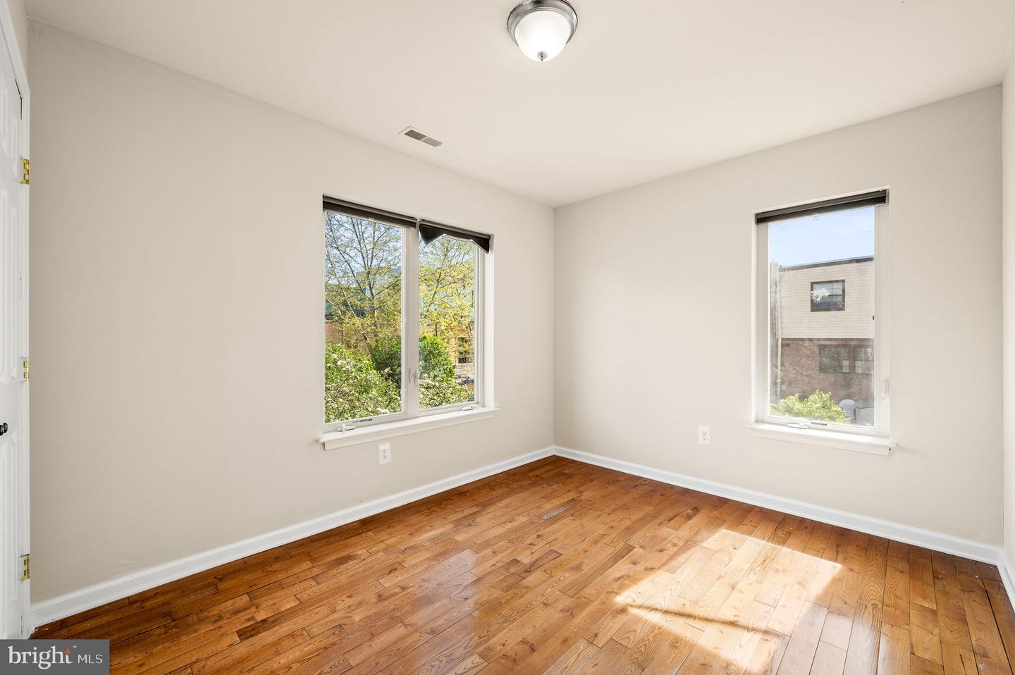 1216 S 45th St #b Property Photo 10