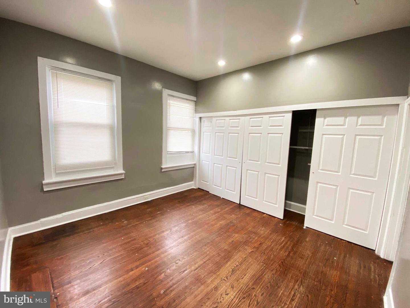 819 E Allegheny Ave #2nd Floor Property Photo 6