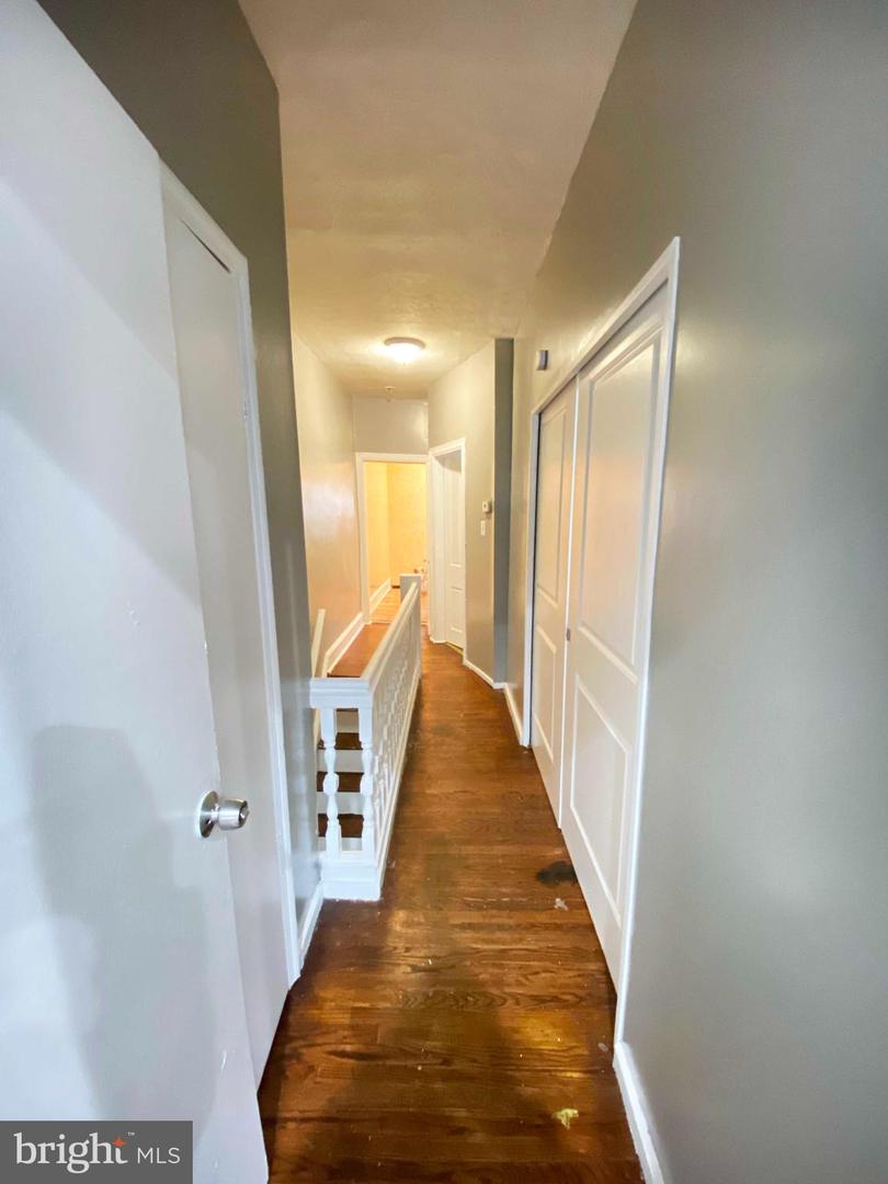 819 E Allegheny Ave #2nd Floor Property Photo 9