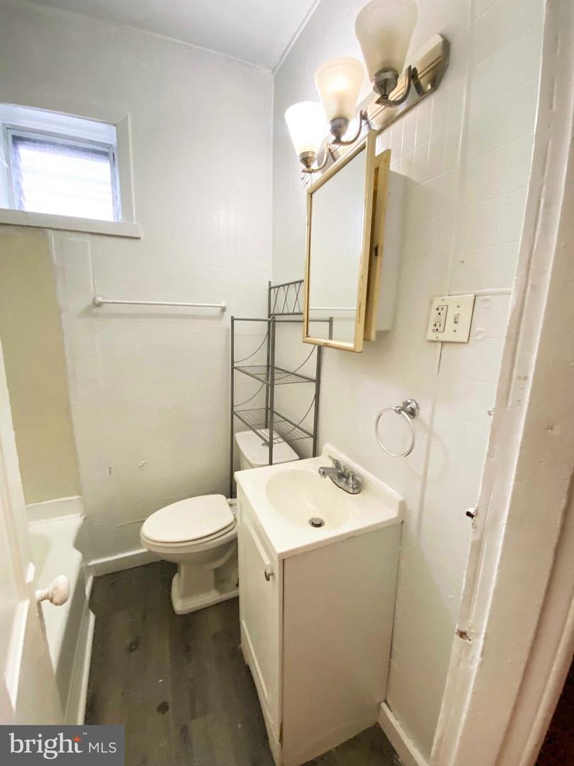 819 E Allegheny Ave #2nd Floor Property Photo 11