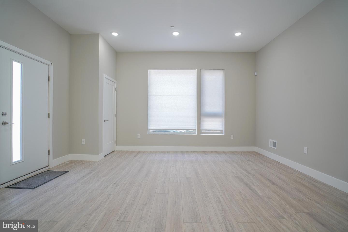 1201 N Taylor St #1 Property Photo 10