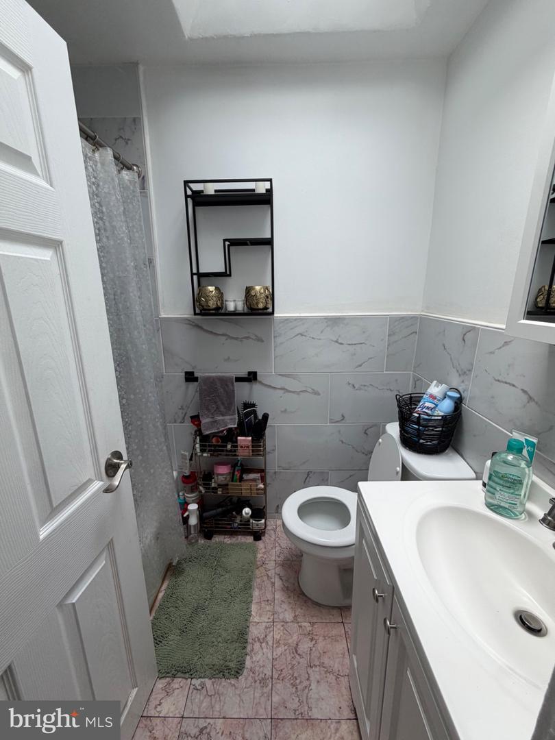 6916 Ardleigh Property Photo 17