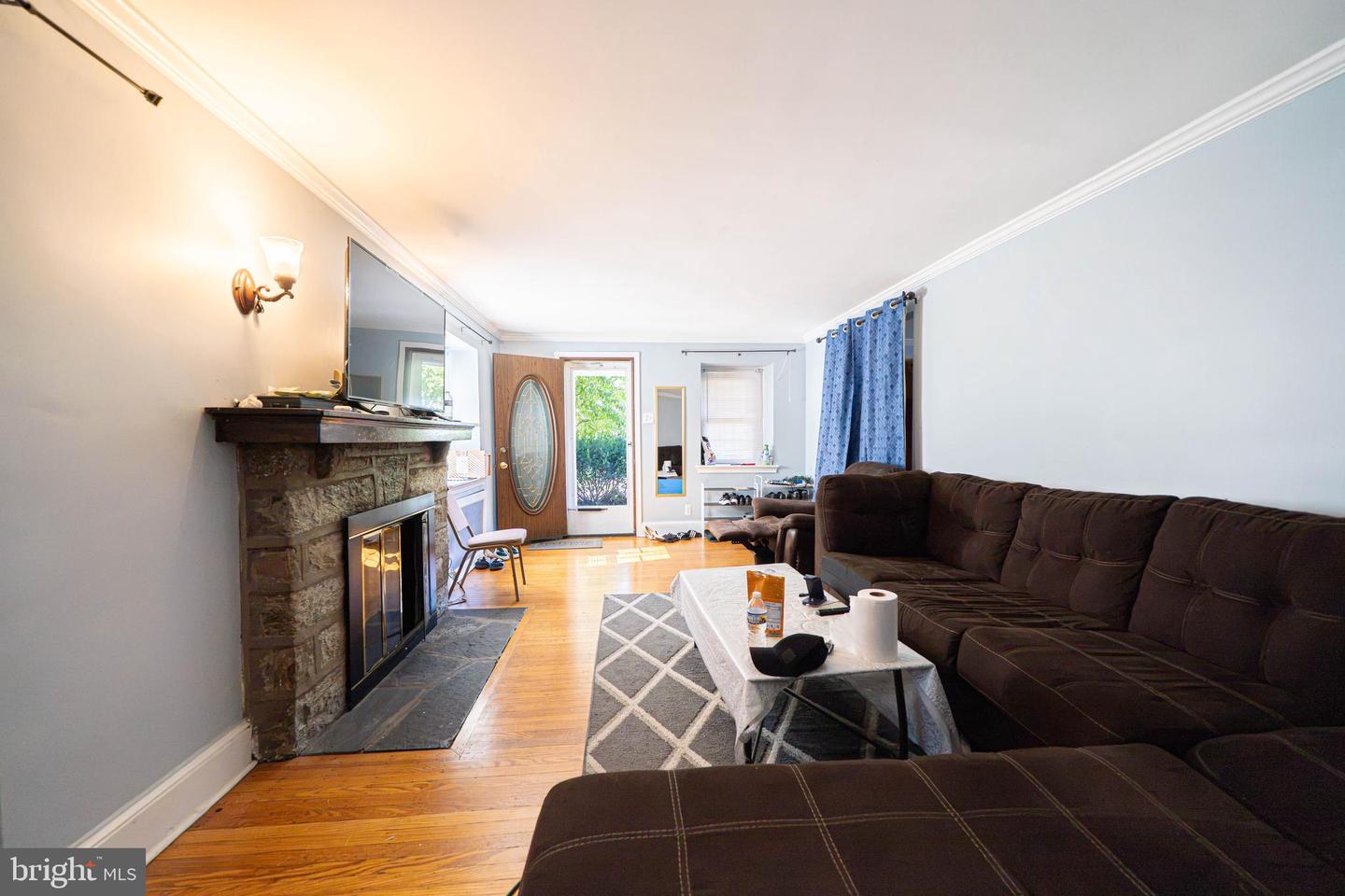 1829 Loney St Property Photo 8