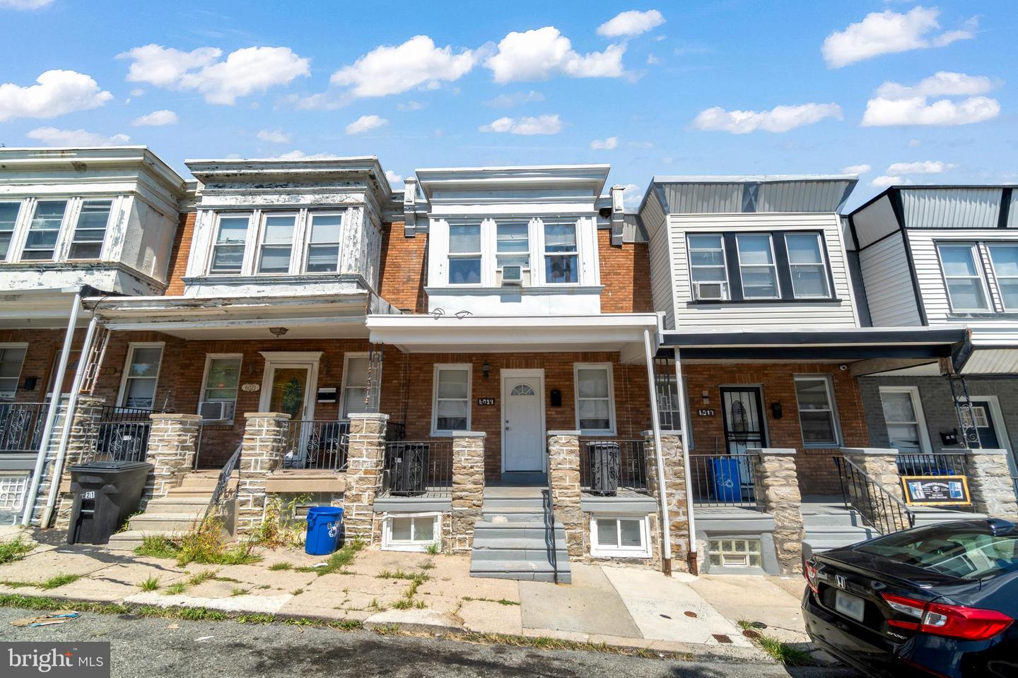 6019 ROSS ST Property Photo 1