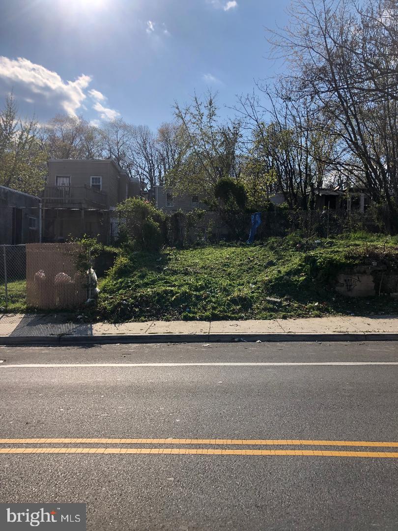4652 Stenton Ave Property Photo 4