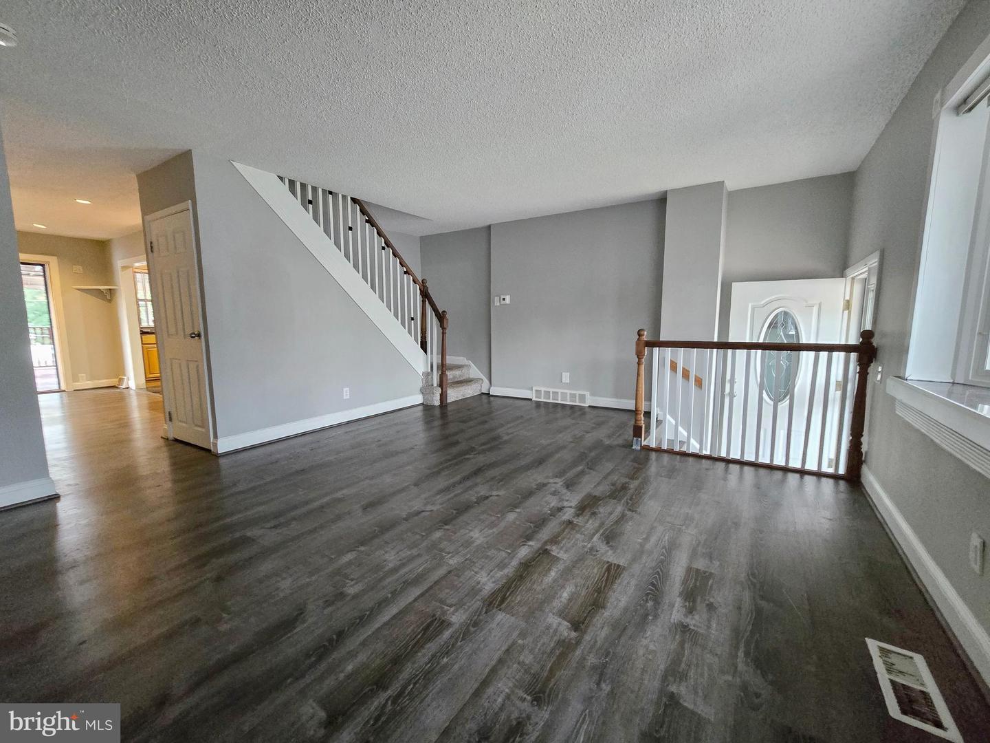 3412 Lester Rd Property Photo 5