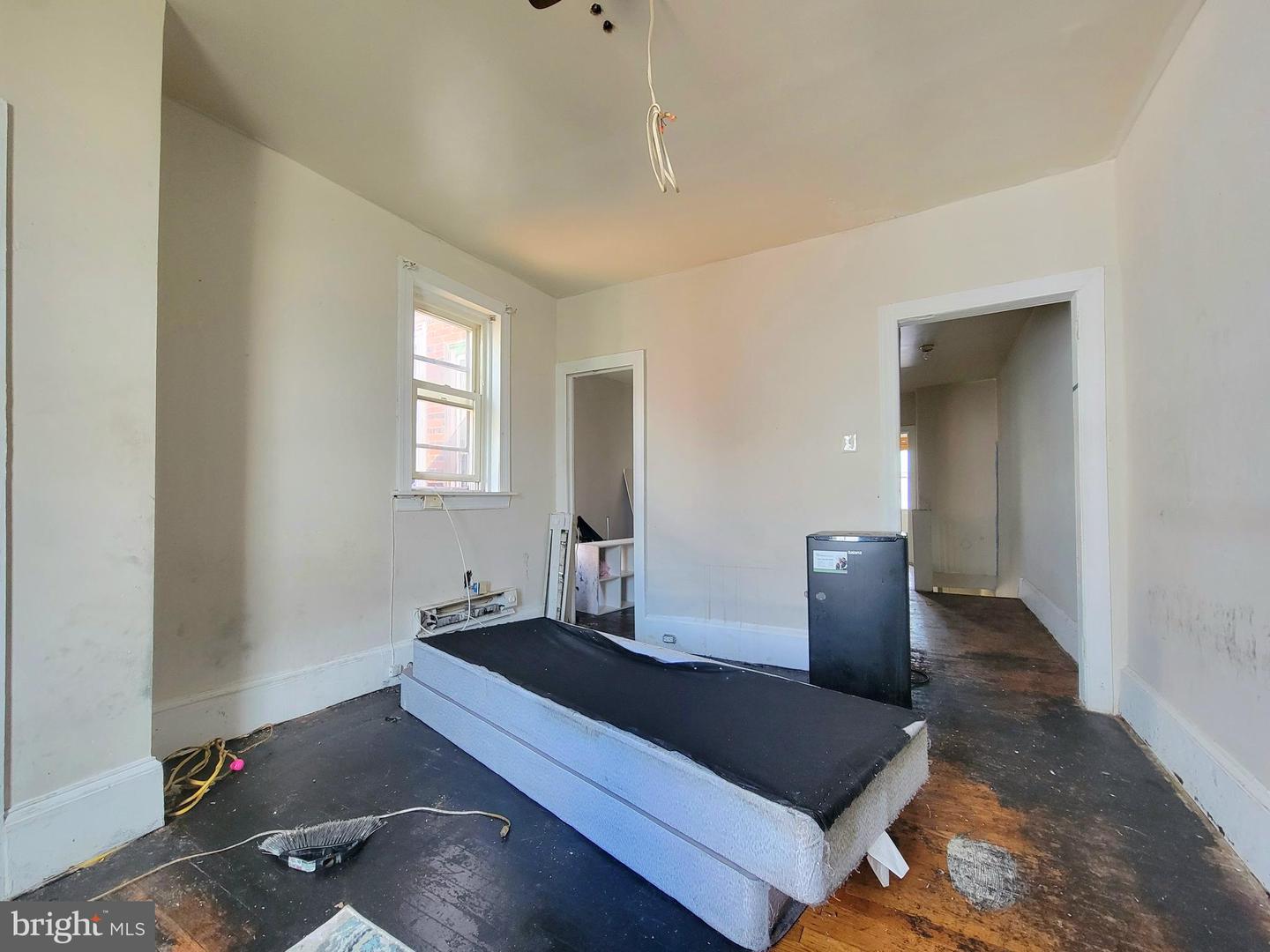5543 Malcolm St Property Photo 17