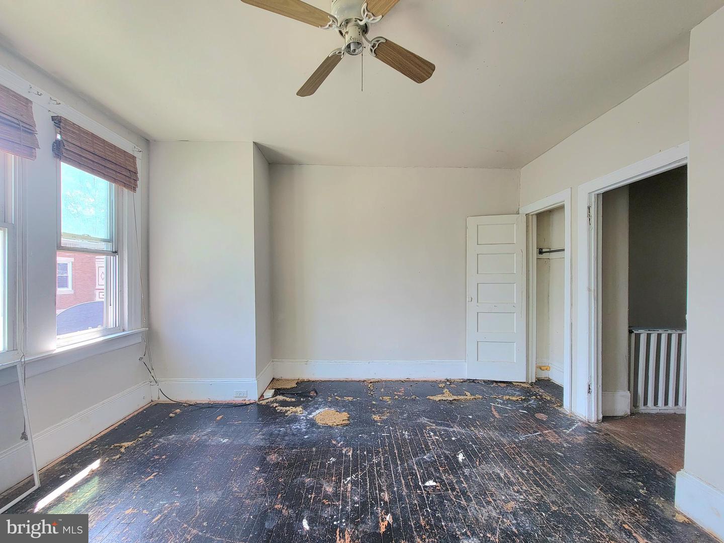 5543 Malcolm St Property Photo 26