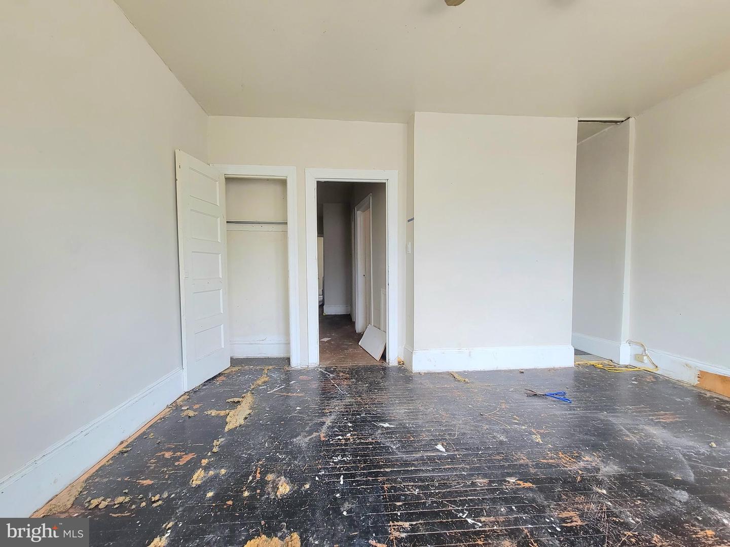 5543 Malcolm St Property Photo 27