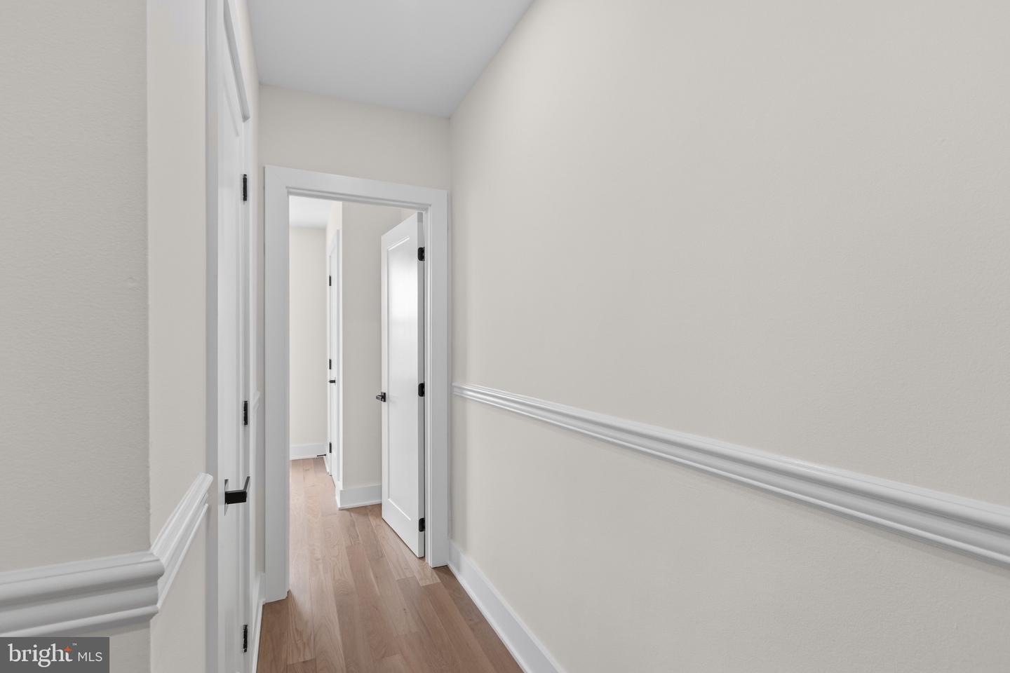 2542 E Monmouth St Property Photo 29