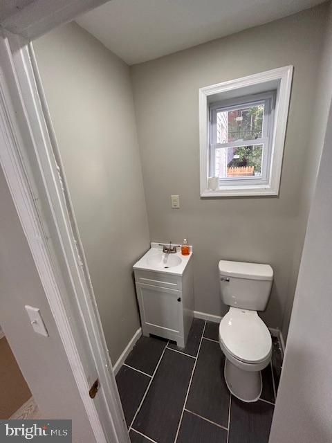 2544 W Silver St Property Photo 2