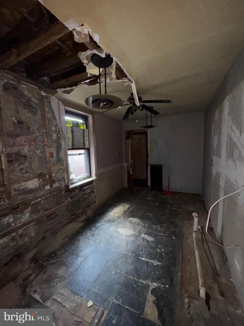 4732 Melrose St Property Photo 4