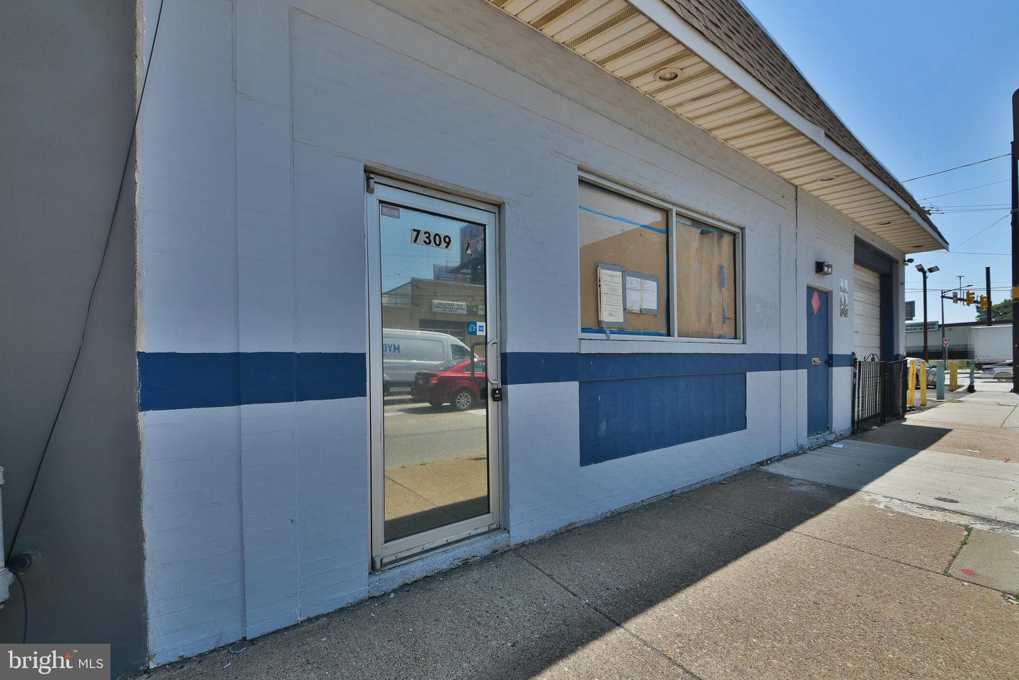 7309-11 State Rd Property Photo 1