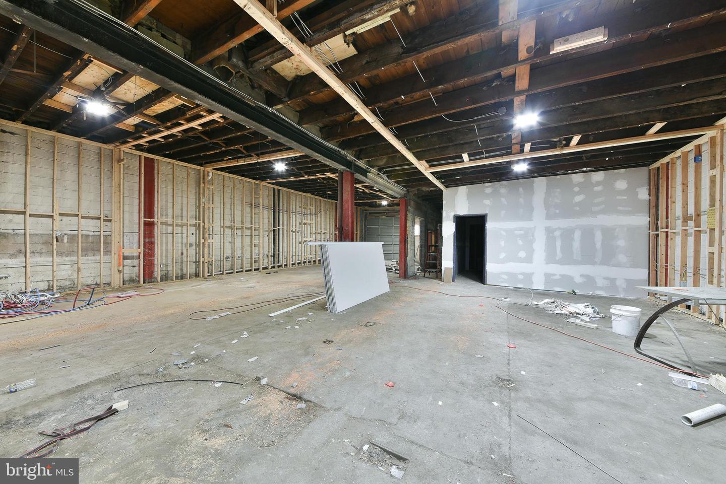 7309-11 State Rd Property Photo 13