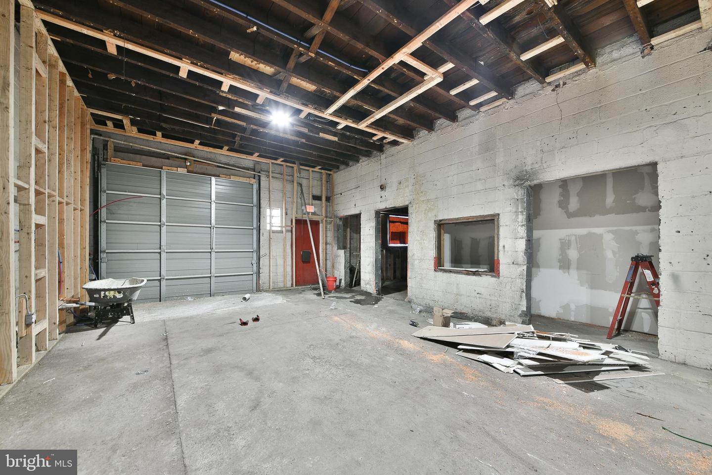7309-11 State Rd Property Photo 16