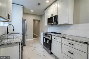 160 East St Property Photo 15