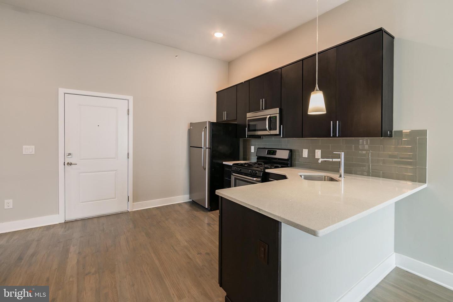 1607 Catharine St #unit 3d Property Photo 2