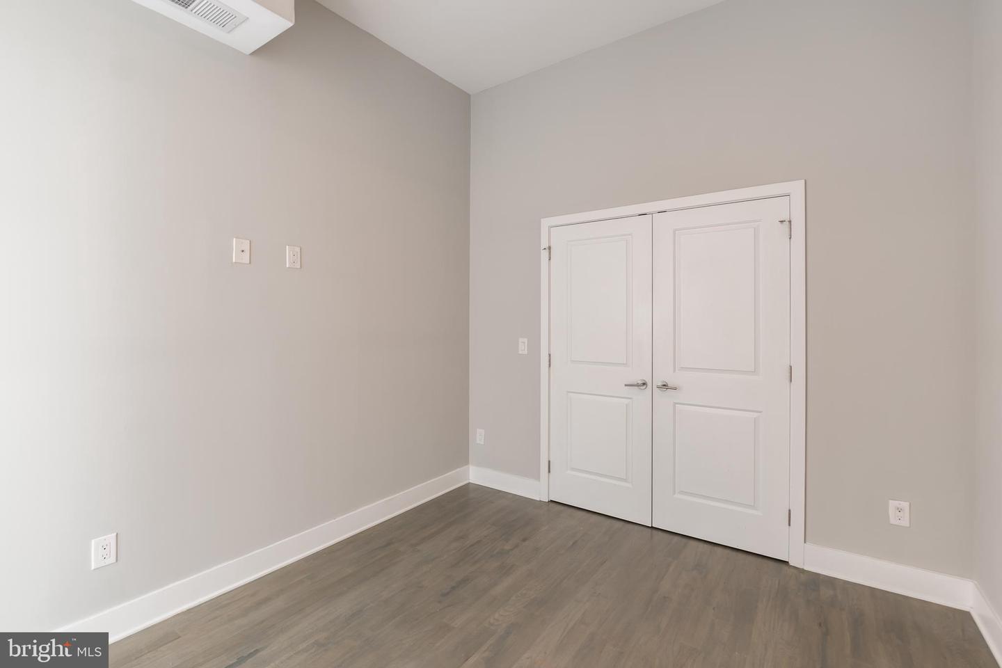 1607 Catharine St #unit 3d Property Photo 11