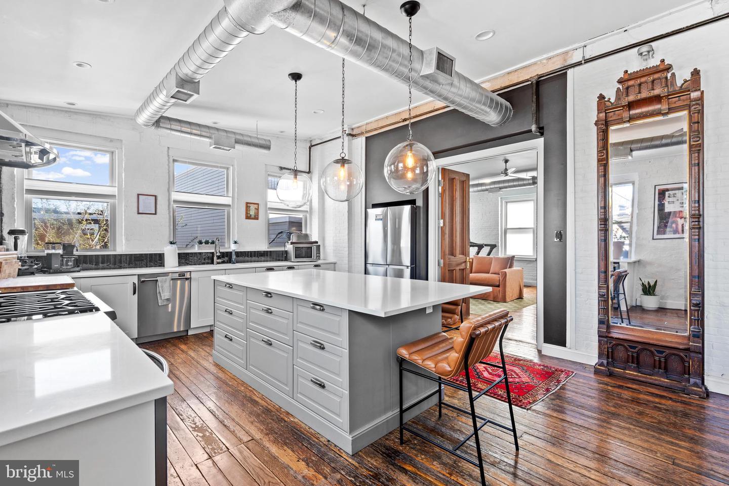 1311 S Carlisle St #d Property Photo 6