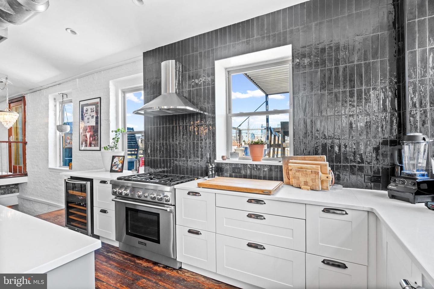 1311 S Carlisle St #d Property Photo 9