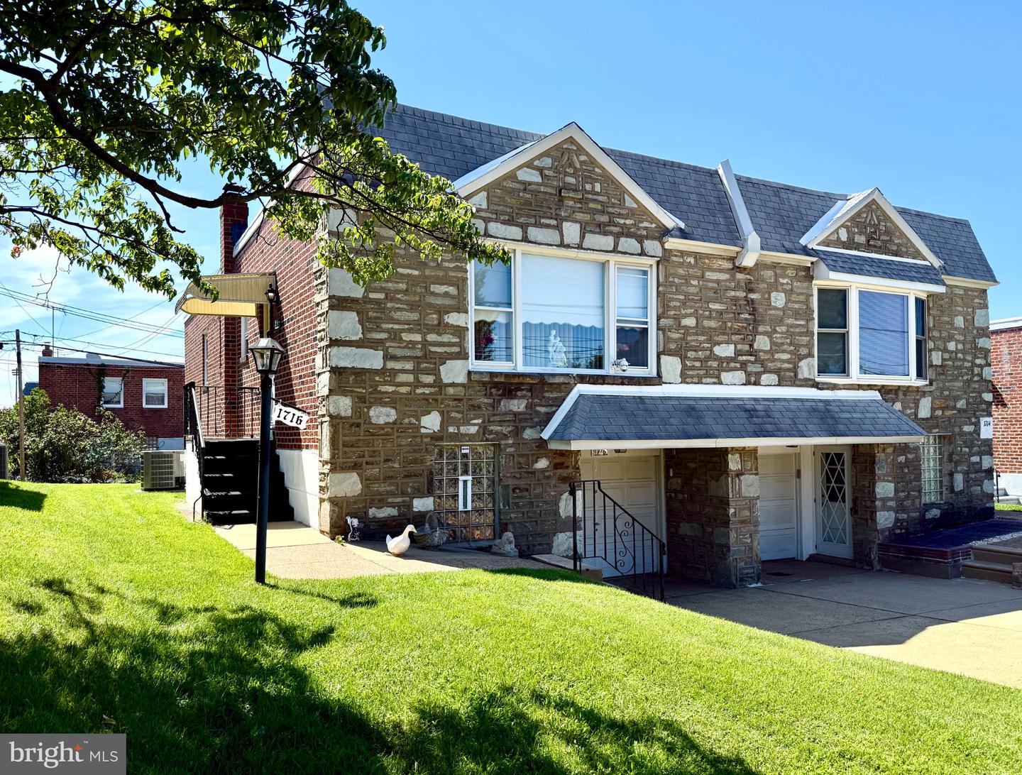 1716 Napfle Ave Property Photo 1
