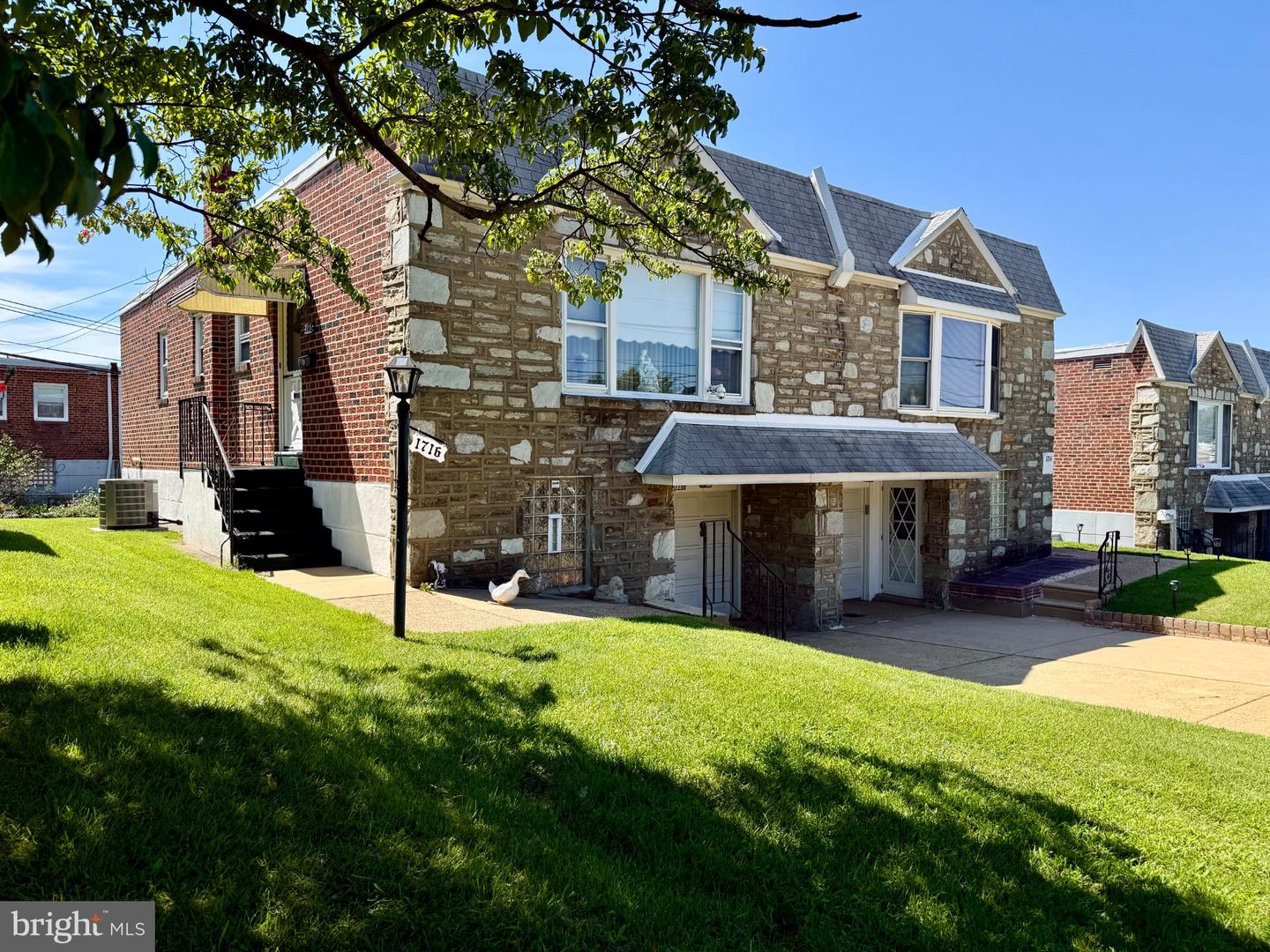 1716 Napfle Ave Property Photo 2
