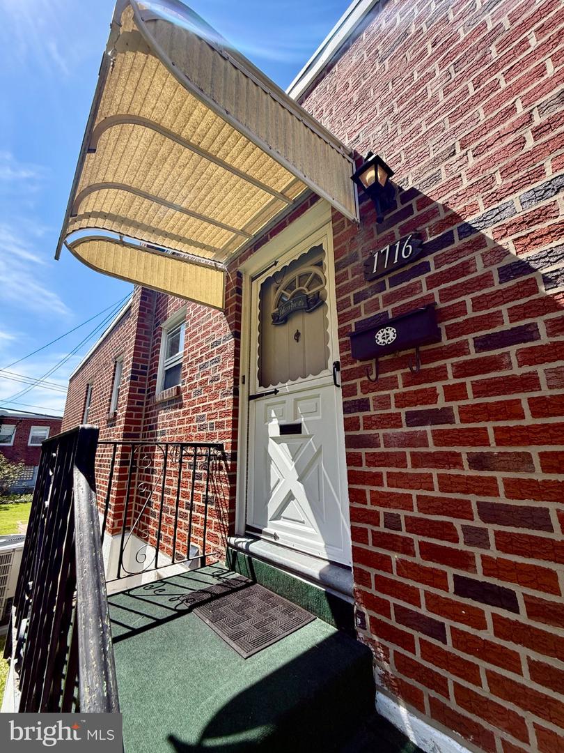 1716 Napfle Ave Property Photo 3