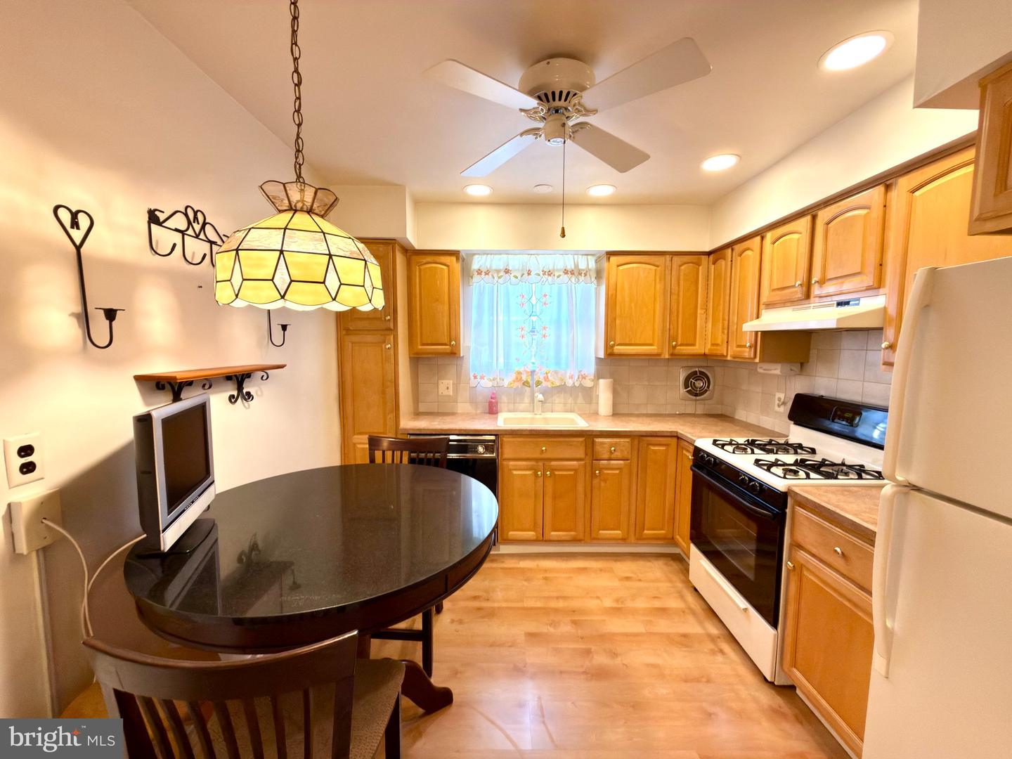 1716 Napfle Ave Property Photo 11