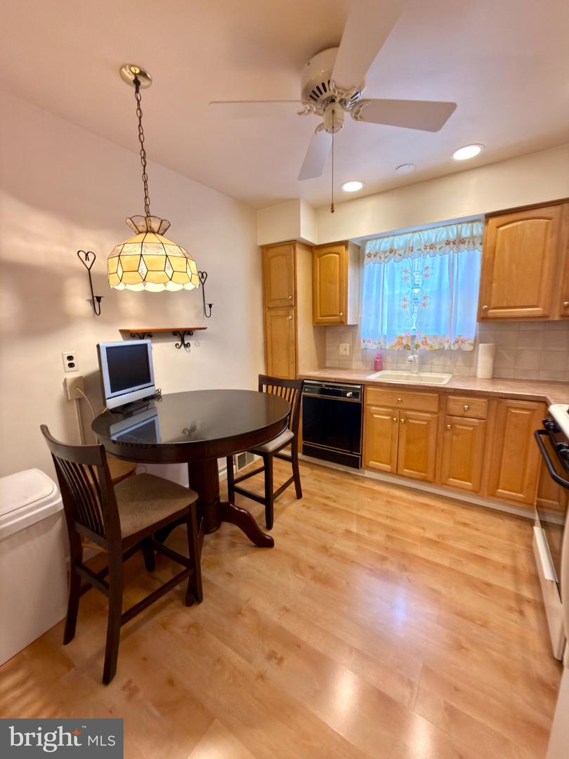 1716 Napfle Ave Property Photo 13