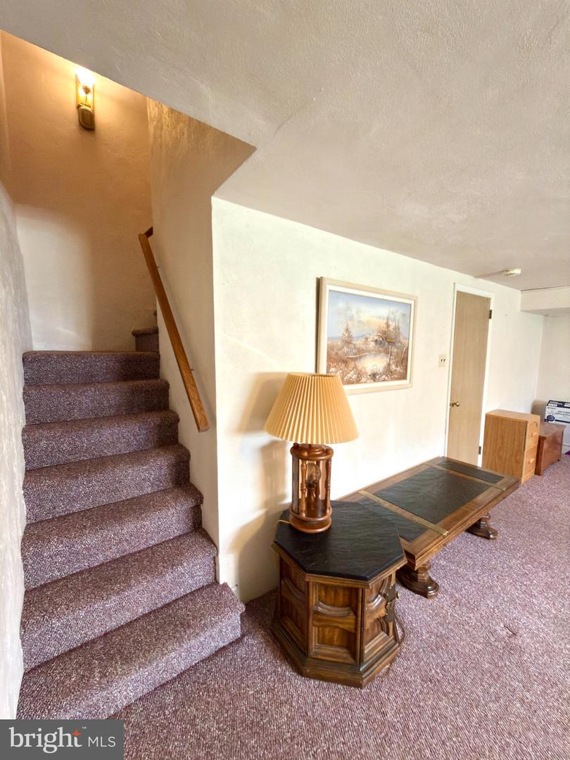 1716 Napfle Ave Property Photo 23