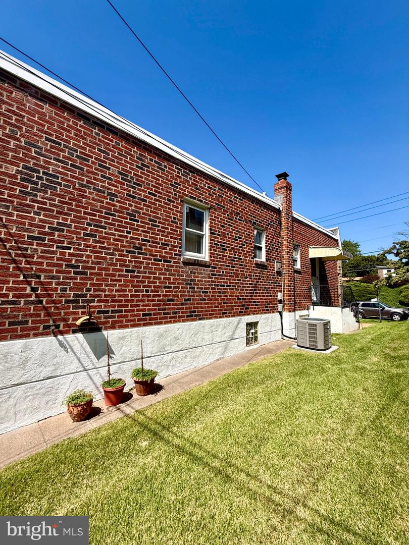 1716 Napfle Ave Property Photo 41