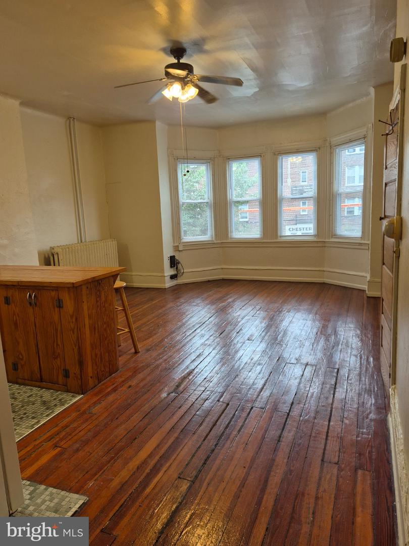 4610 Chester Ave #2 Property Photo 3