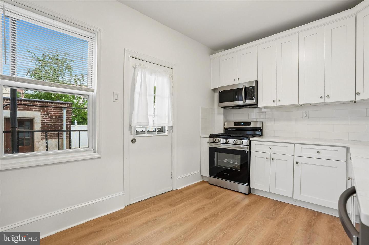 1119 Harrison St Property Photo 14