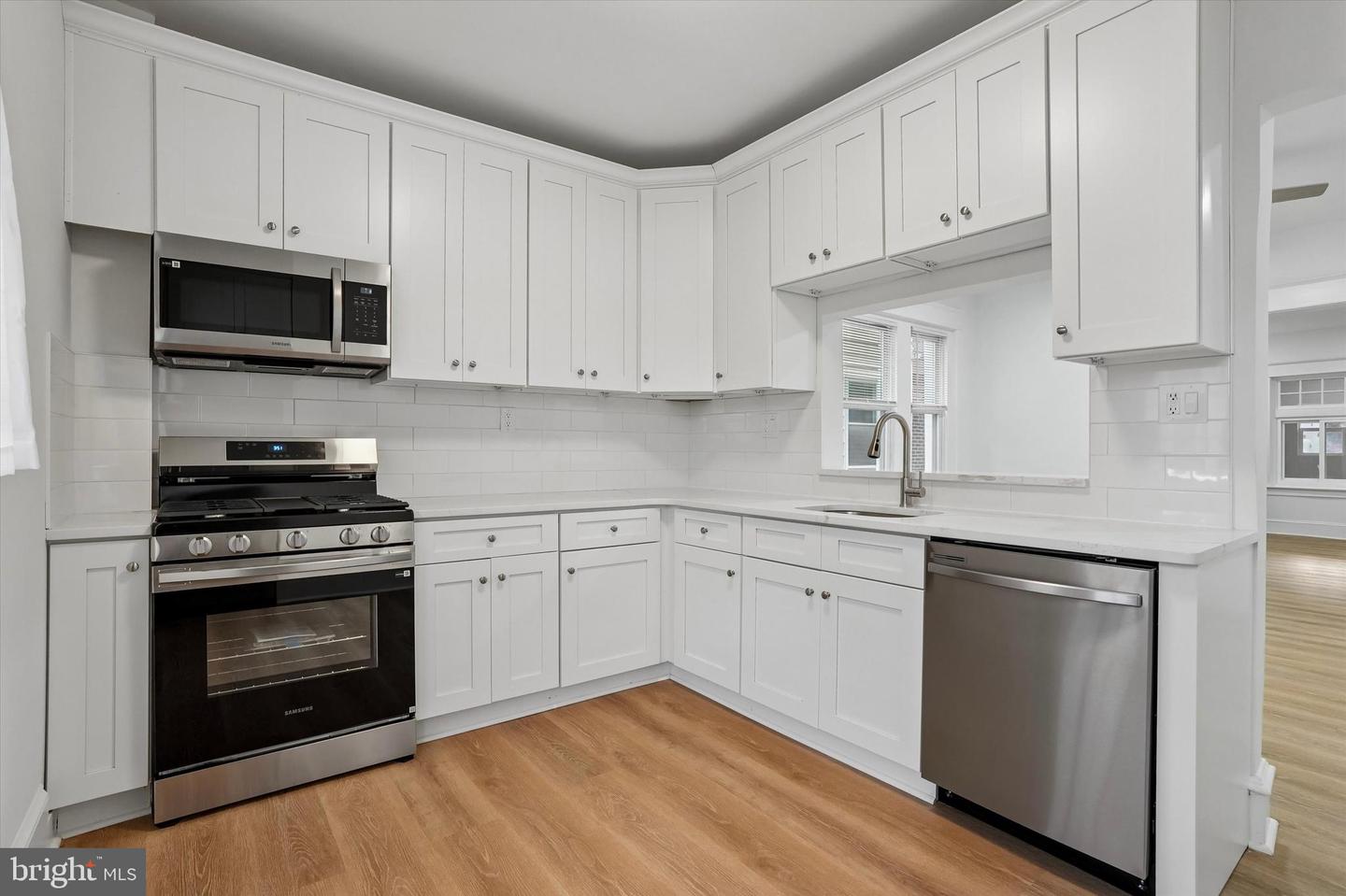 1119 Harrison St Property Photo 16