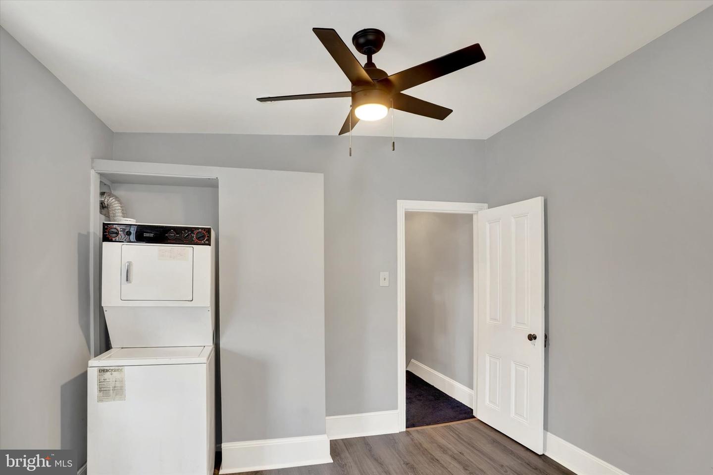 4127 Orchard St Property Photo 16