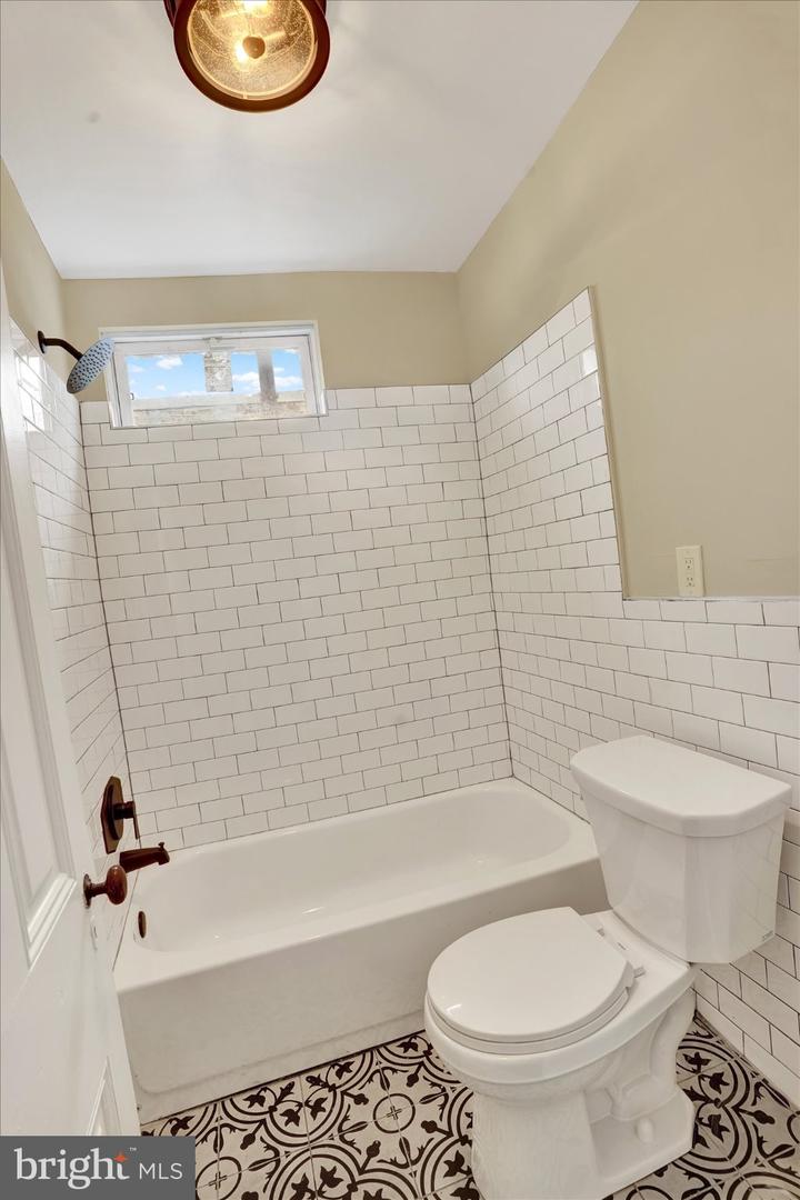 4127 Orchard St Property Photo 19