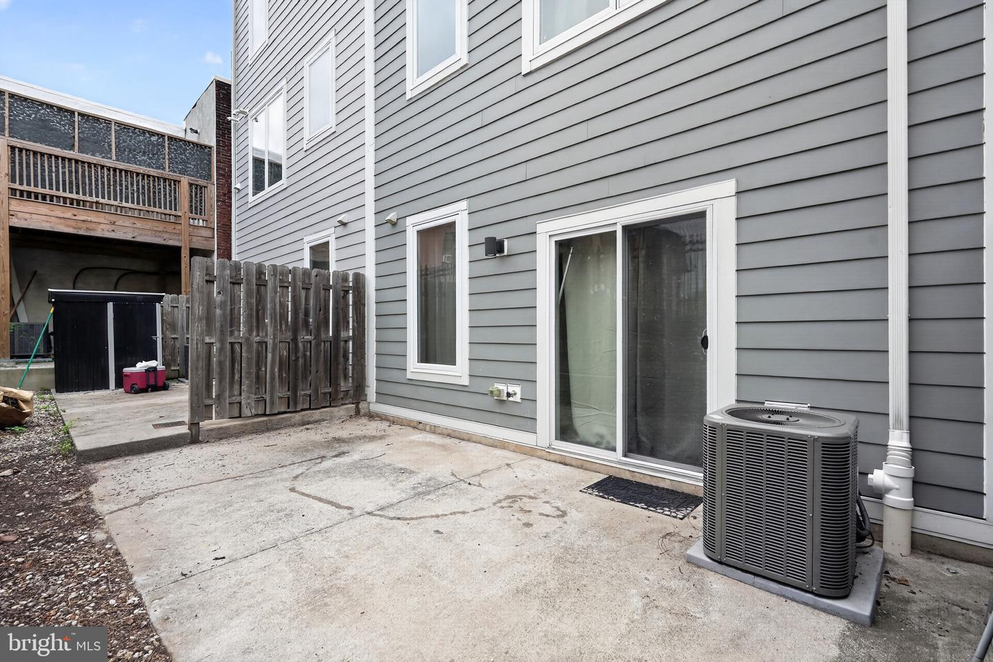 606 W Jefferson St Property Photo 45